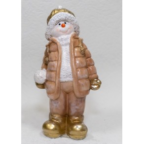 Статуэтка мальчик в шапке и в жилетке со снежком 26см. арт. нф-156